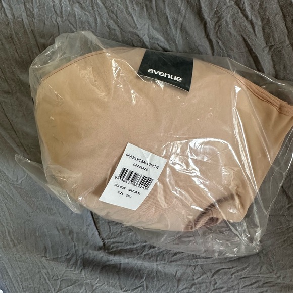 NWT Avenue Plus Size Fashion Balconette Bras - Picture 9 of 9